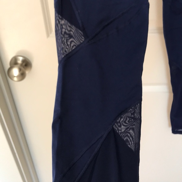Medium - VS Sport / Sheer blue leggings - Picture 4 of 8
